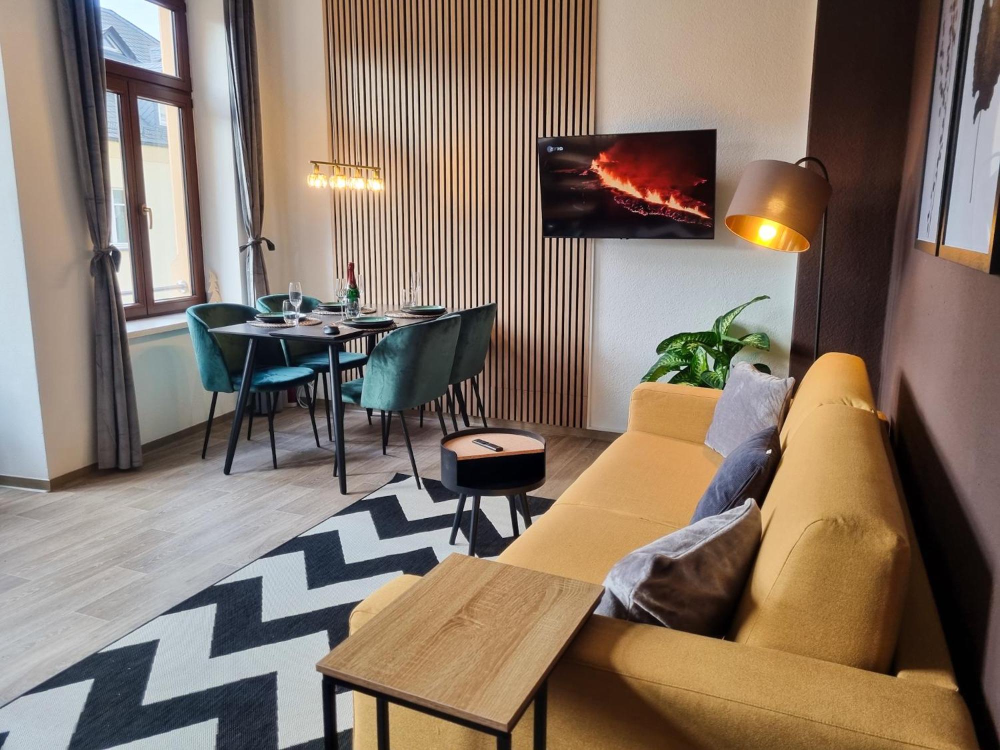 Maremar - Design Maisonette Altstadt - 4 Pers - 57Qm - Luxus Boxspringbett - Kueche - Arbeitsplatz - Privater Parkplatz Greiz Exteriér fotografie